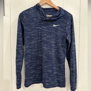 Nike navy blue pullover in cotton material